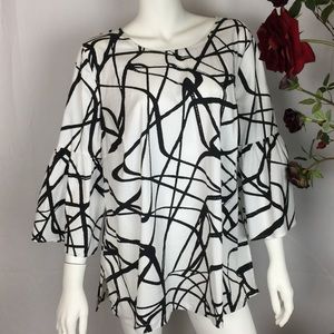 Alfani Black/White Print Blouse Size 14